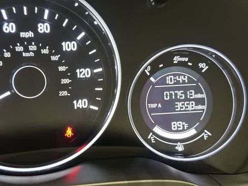 Used 2019 Honda HR-V Sport image 16