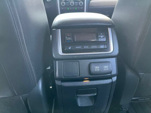 Used 2019 Subaru Ascent Limited AWD/4WD image 17