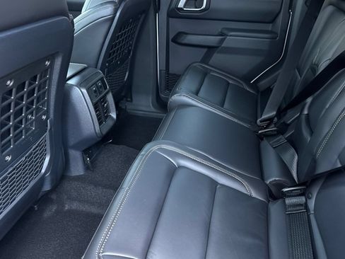 New 2026 Ford Bronco Badlands AWD/4WD image 11