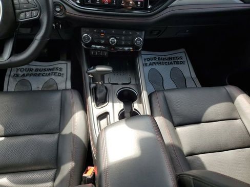 Used 2025 Dodge Durango GT AWD/4WD image 22