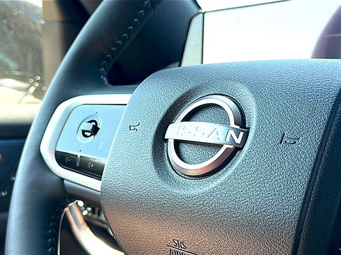 New 2026 Nissan Armada SL w/ Captain's Chari Seat Package AWD/4WD image 21
