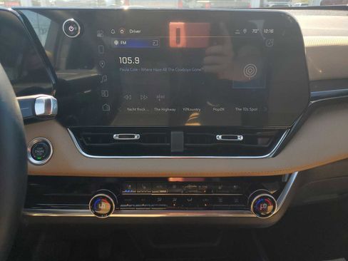 New 2026 Chevrolet Equinox ACTIV w/ Convenience Package III image 12