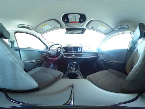 Used 2025 Kia K4 FWD image 41