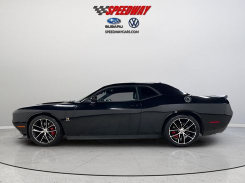Used 2016 Dodge Challenger R/T Scat Pack w/ Leather Interior Group image 4