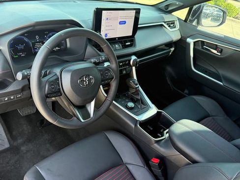 Used 2024 Toyota RAV4 XSE w/ Weather Package AWD/4WD image 11