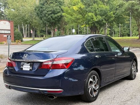 Used 2016 Honda Accord LX image 5