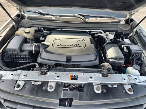 Used 2015 Chevrolet Colorado LT w/ Luxury Package AWD/4WD image 26