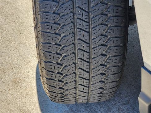 Used 2024 Chevrolet Silverado 1500 High Country w/ Technology Package image 11