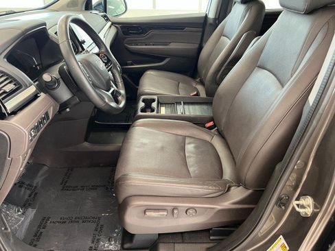 Used 2018 Honda Odyssey Elite image 9