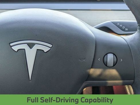 Used 2021 Tesla Model 3 Standard Range Plus image 19