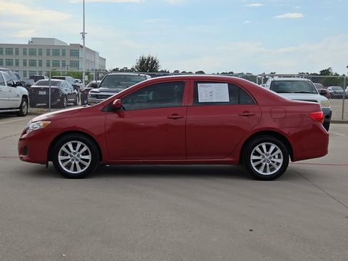 Used 2010 Toyota Corolla LE w/ All Weather Guard Pkg FWD image 3