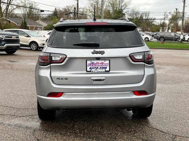Used 2023 Jeep Compass High Altitude w/ Driver Assist Group I AWD/4WD image 4