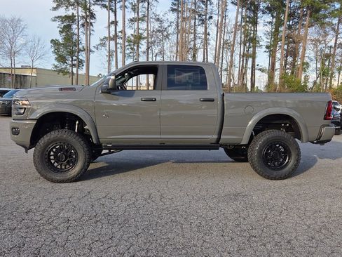 New 2026 RAM 2500 Big Horn AWD/4WD image 4