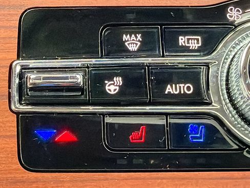 Used 2024 Lincoln Aviator Reserve w/ Jet Package AWD/4WD image 22