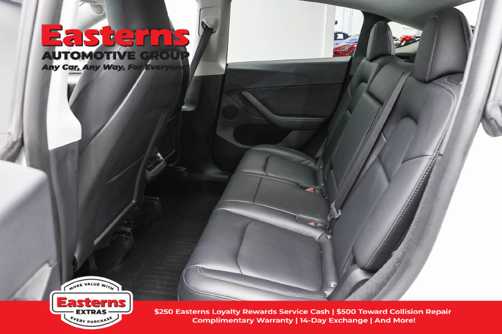 Used 2022 Tesla Model Y Long Range AWD/4WD image 17