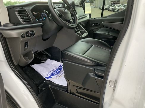 Used 2023 Ford Transit 250 Low Roof w/ Load Area Protection Package RWD image 11