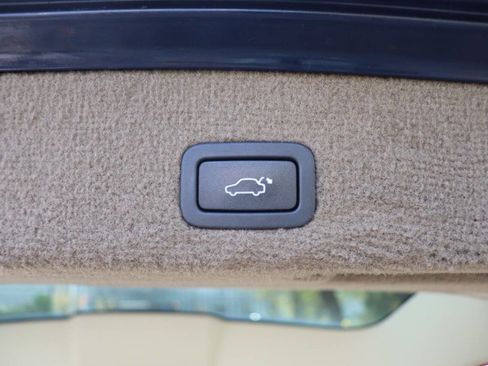 Used 2013 Volvo XC70 T6 image 35