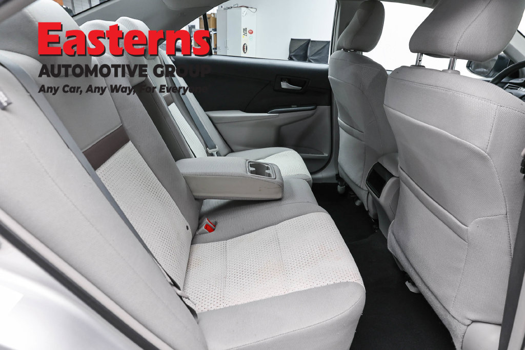 Used 2014 Toyota Camry LE FWD image 23