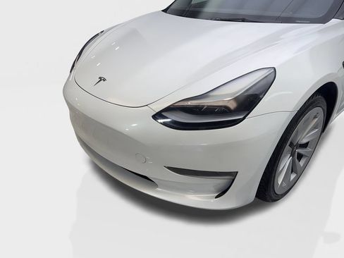 Used 2023 Tesla Model 3 Standard Range RWD image 16