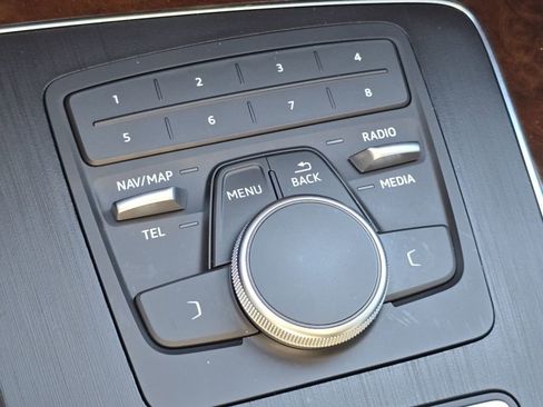 Used 2020 Audi Q5 2.0T Premium image 10