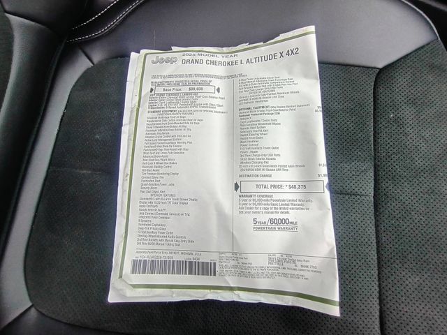 Used 2025 Jeep Grand Cherokee L Altitude RWD image 55