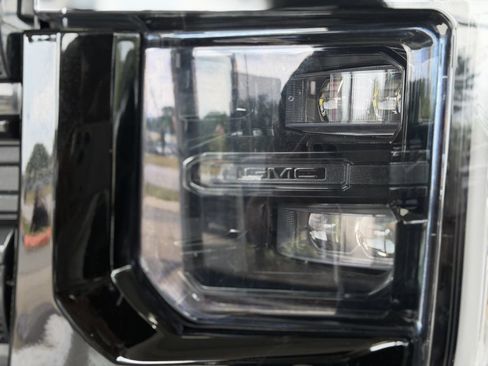 Used 2023 GMC Sierra 1500 Pro w/ Graphite Edition AWD/4WD image 26