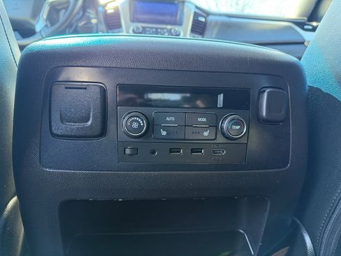 Used 2017 Chevrolet Tahoe Premier image 12