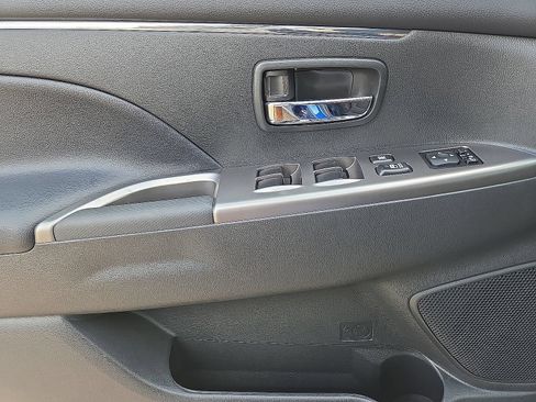 Used 2026 Mitsubishi Outlander Sport ES AWD/4WD image 21