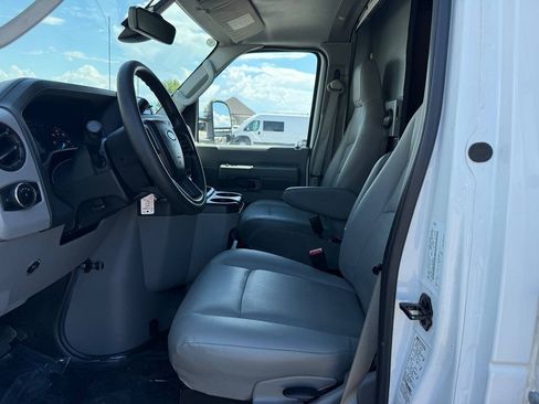 Used 2024 Ford E-350 and Econoline 350 Super Duty w/ Driver's Safety Package RWD image 16