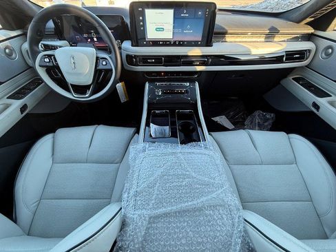 New 2026 Lincoln Aviator Black Label image 8