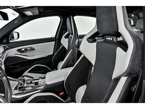 Used 2021 BMW M3 Competition w/ Executive Package RWD image 18