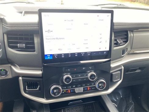 Certified 2024 Ford Expedition Max XLT image 63