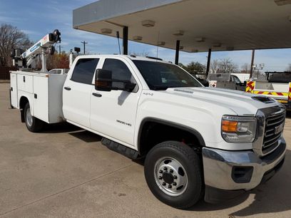 Used 2019 GMC Sierra 3500 4x4 Crew Cab w/ Sierra Convenience Package