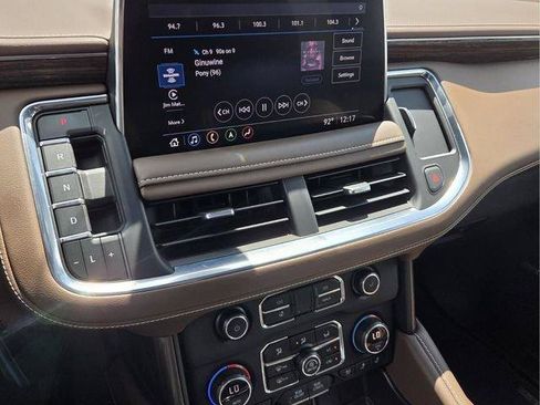 Certified 2021 Chevrolet Tahoe High Country AWD/4WD image 27