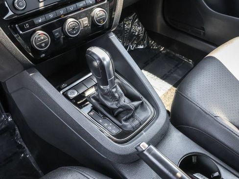 Used 2015 Volkswagen Jetta TDI SEL FWD image 27