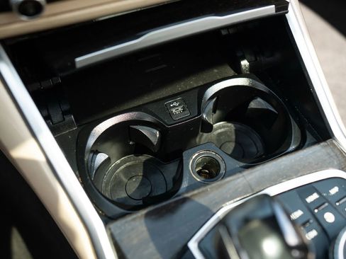 Used 2020 BMW 330i Sedan w/ Convenience Package image 31