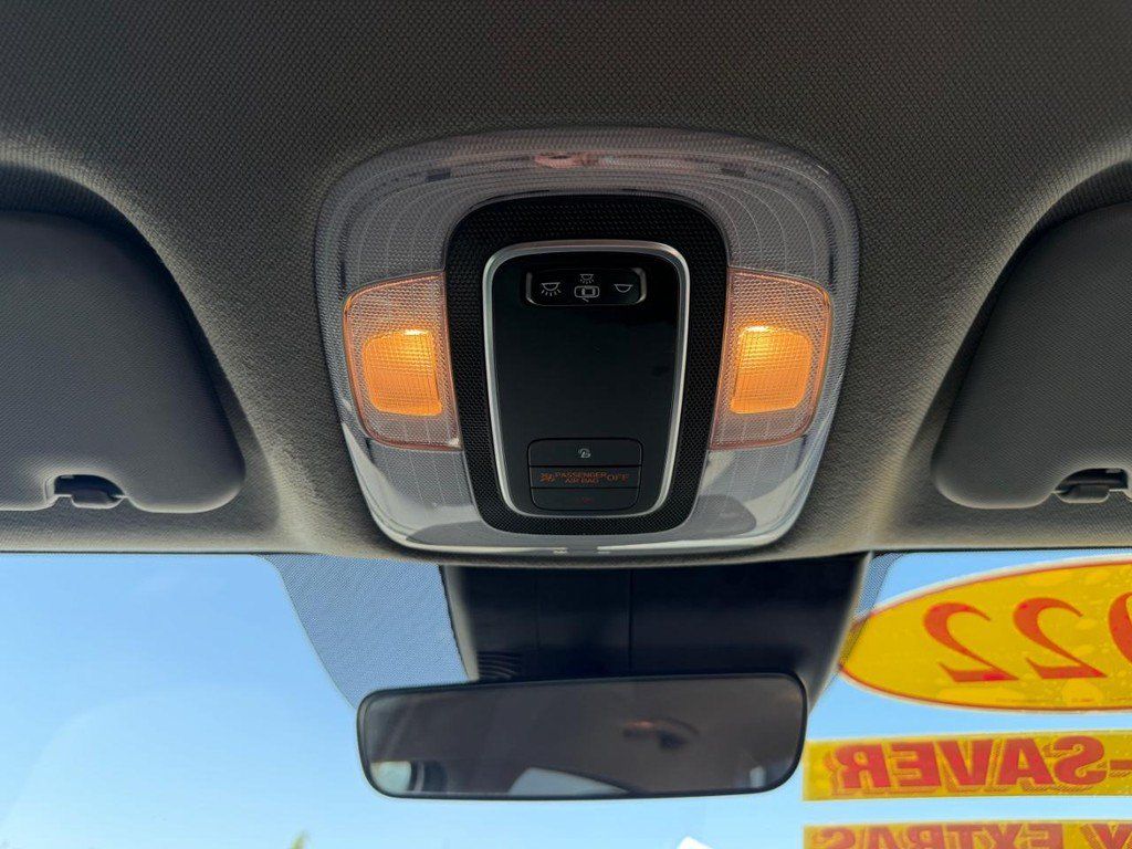 Used 2022 Hyundai Elantra SEL w/ Convenience Package FWD image 36