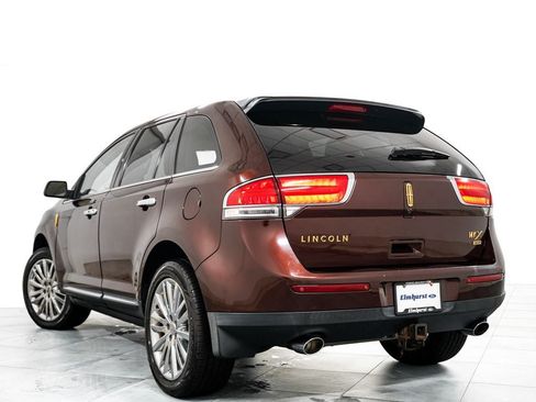 Used 2012 Lincoln MKX AWD image 5