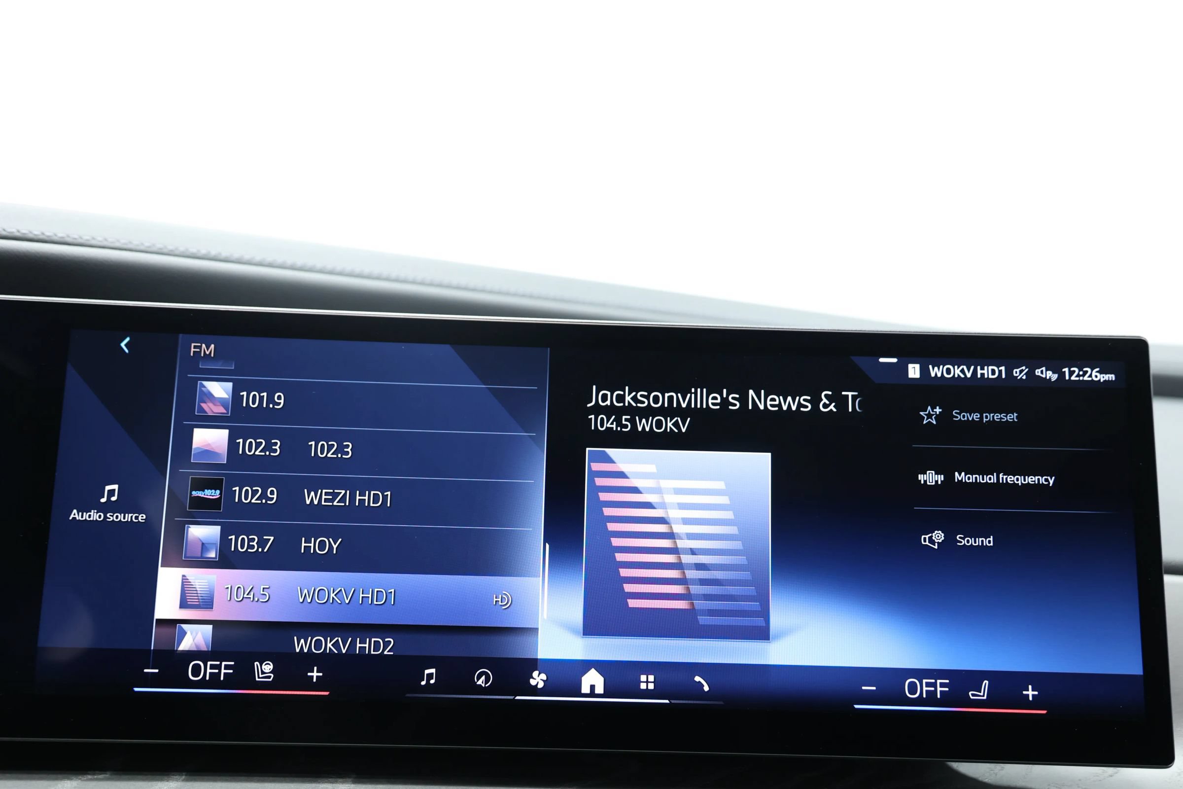 Used 2025 BMW 740i RWD image 35