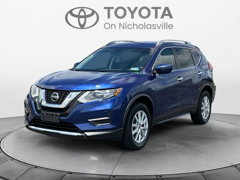 Used 2019 Nissan Rogue SV AWD/4WD image 1