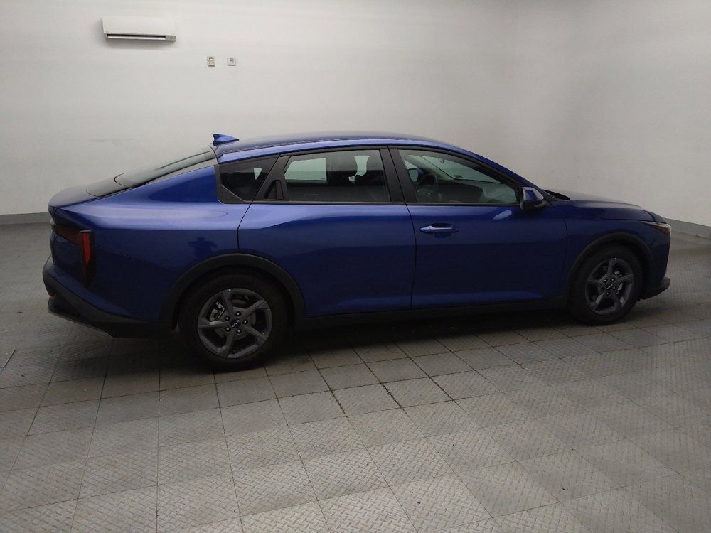 Used 2025 Kia K4 FWD image 11