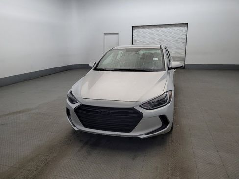 Used 2017 Hyundai Elantra SE image 15