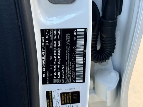 Used 2019 Mercedes-Benz GLC 350e 4MATIC image 36