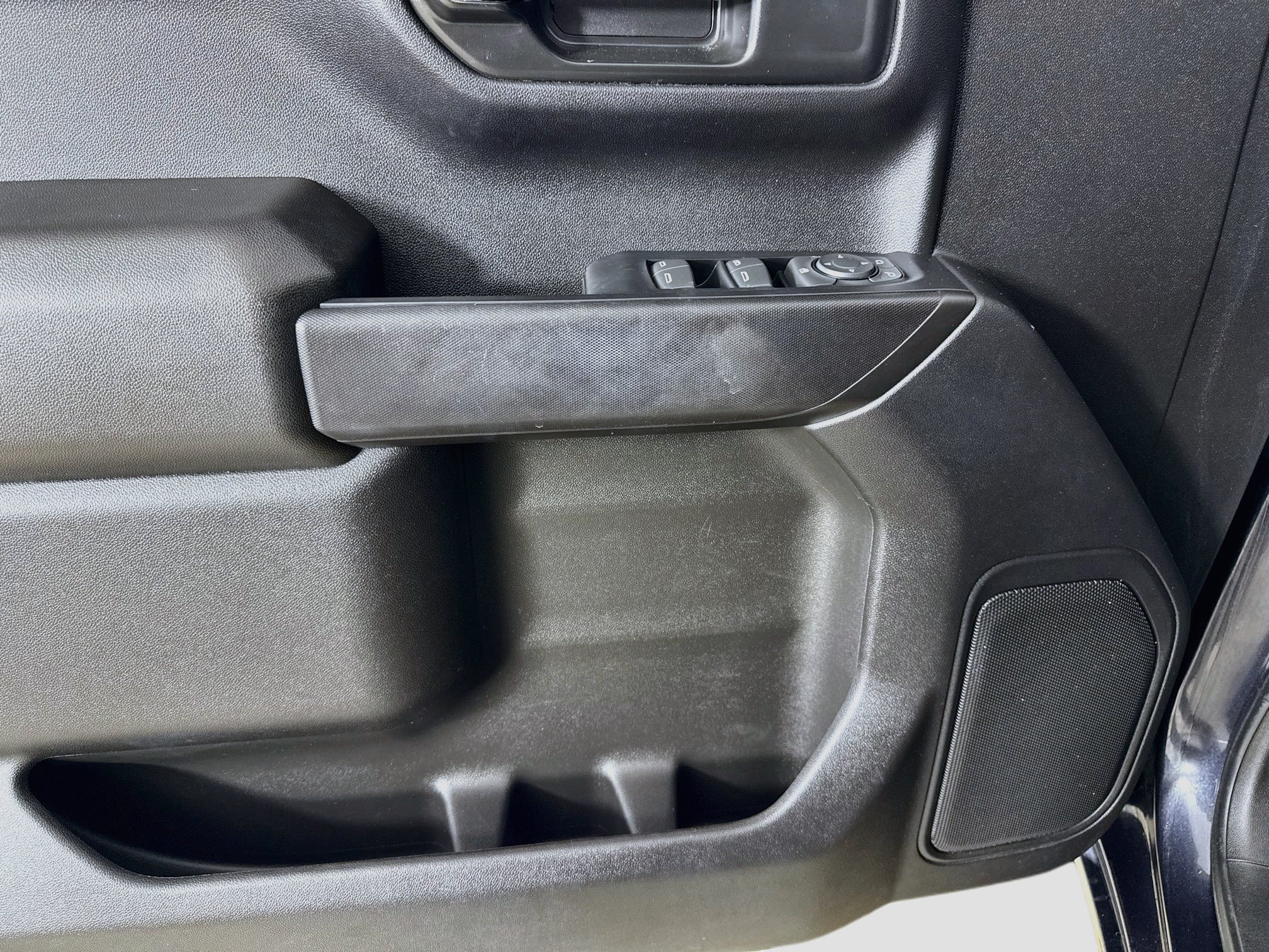 Used 2022 Chevrolet Silverado 1500 Custom RWD image 19