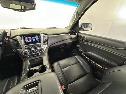 Used 2017 GMC Yukon XL SLT image 13