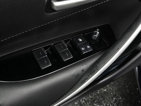 Certified 2022 Toyota Corolla XSE FWD image 9