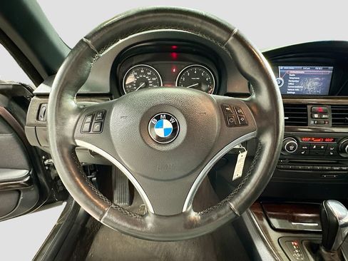 Used 2013 BMW 335i Convertible RWD image 14