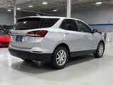 Used 2022 Chevrolet Equinox LS w/ LS Convenience Package image 4
