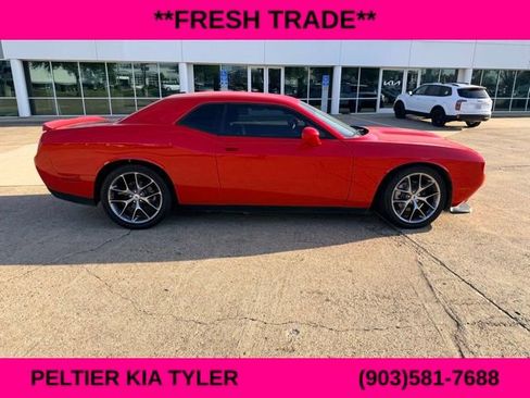 Used 2022 Dodge Challenger GT image 13