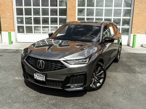 Used 2025 Acura MDX A-Spec AWD/4WD image 2